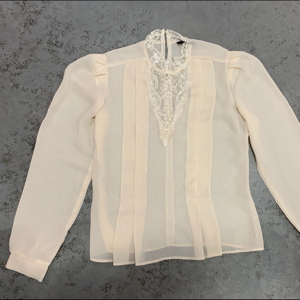 Ronnie Ronnie vintage cream polyester  blouse